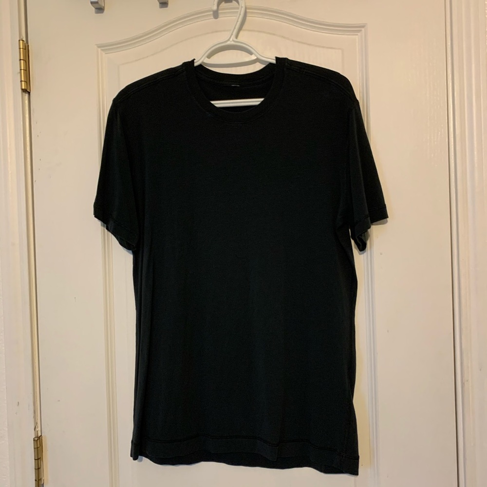 Lululemon Mens Five Year Basic Tee (Size: M)